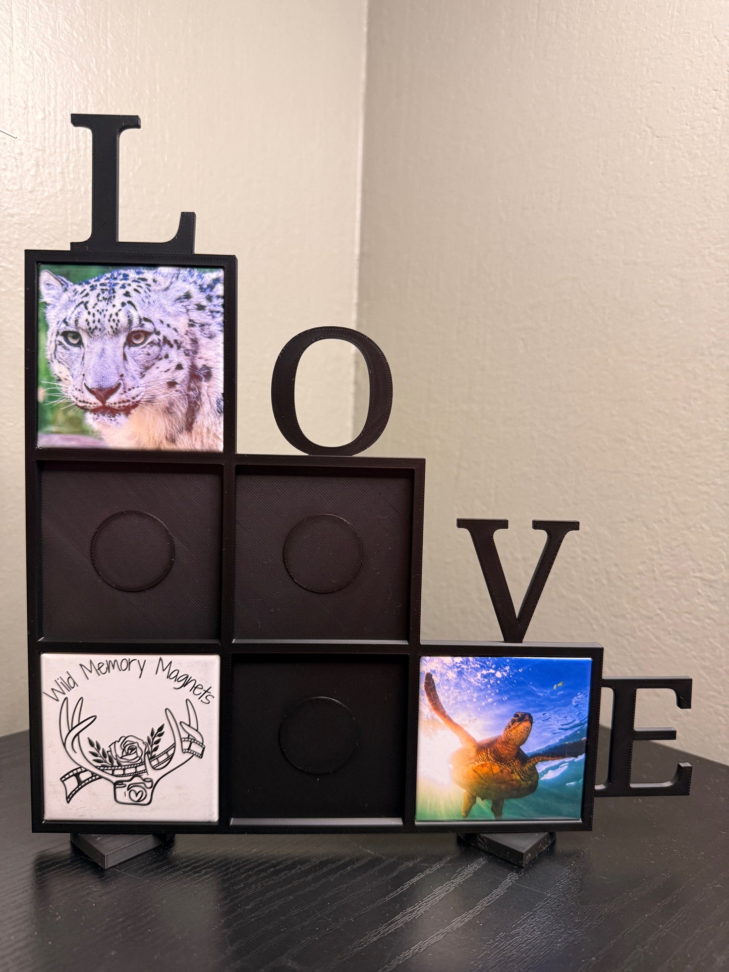 LOVE Frame